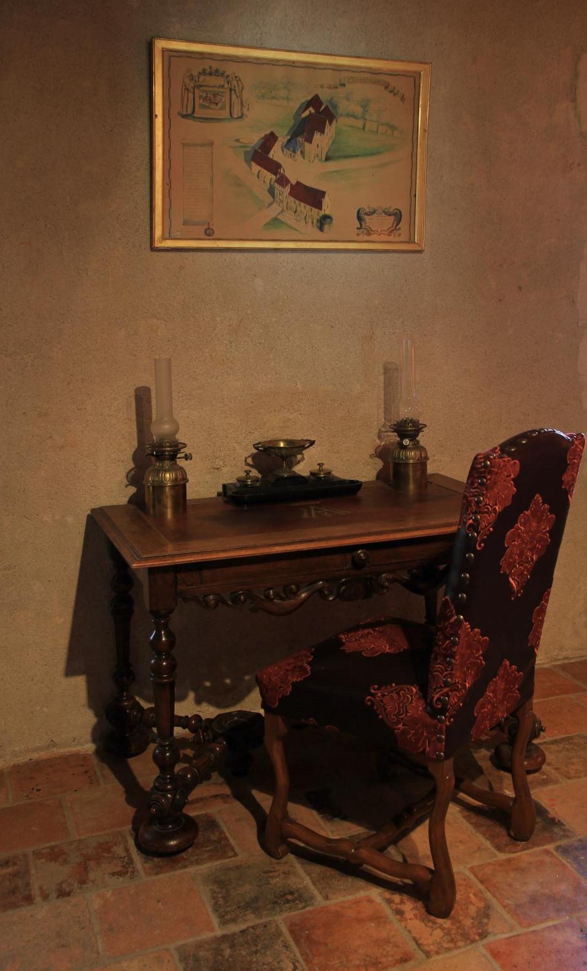 Chateau-Monastere De La Corroirie Montrésor Room photo