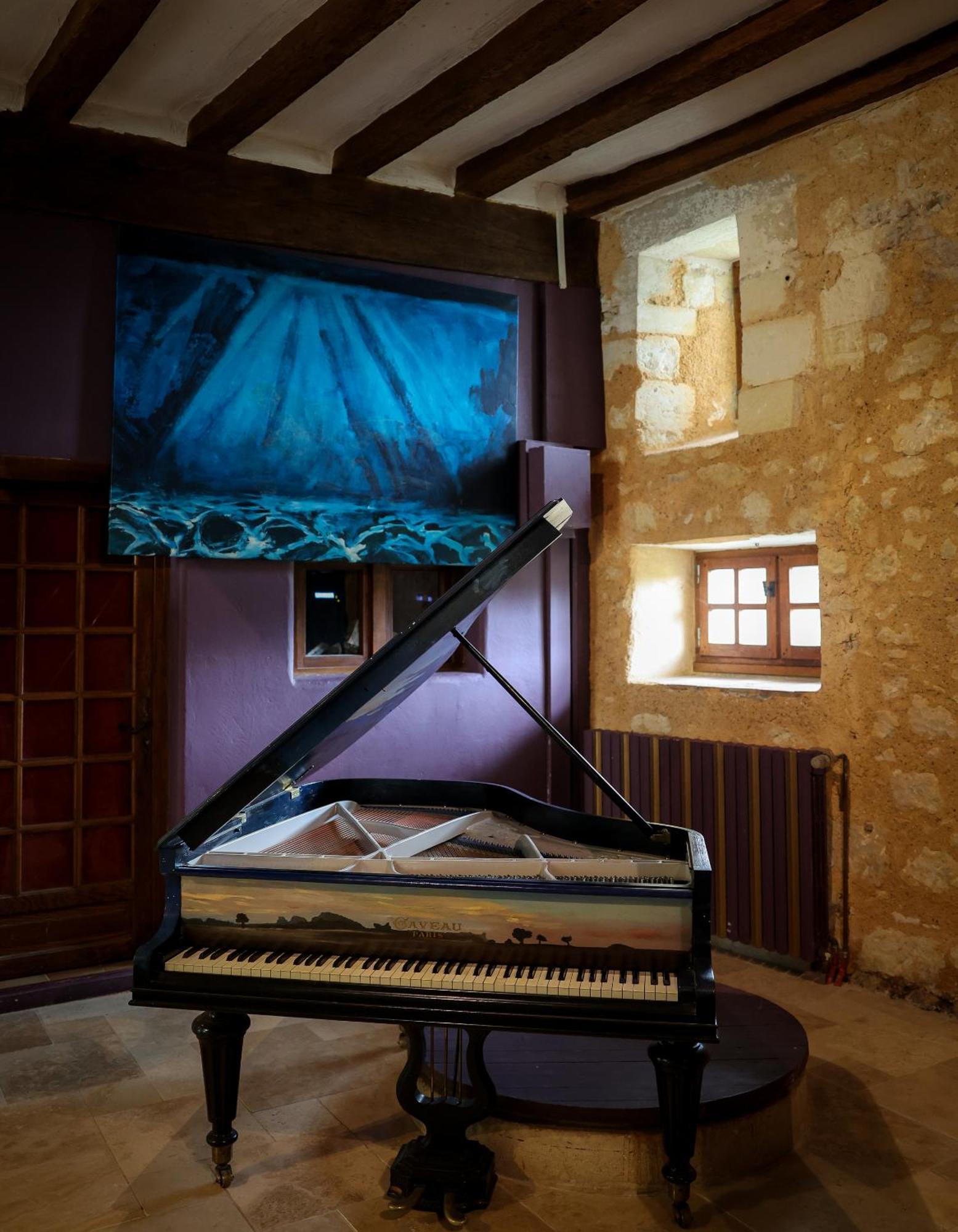 Chateau-Monastere De La Corroirie Montrésor Room photo